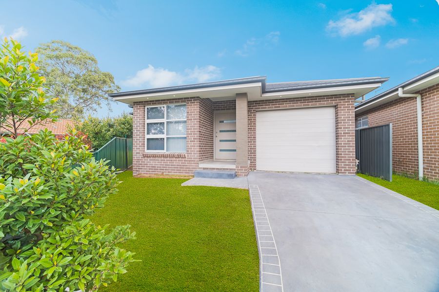 5B Enid Place, Ingleburn NSW 2565