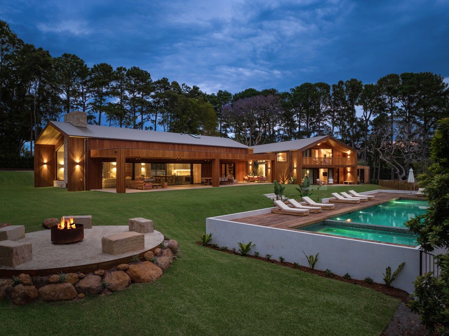 8 bedrooms House in 225 Broken Head Road NEWRYBAR NSW, 2479