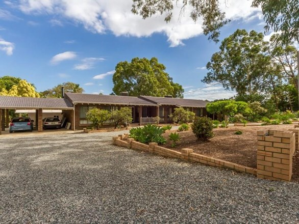 68 Linton Street North, Byford WA 6122