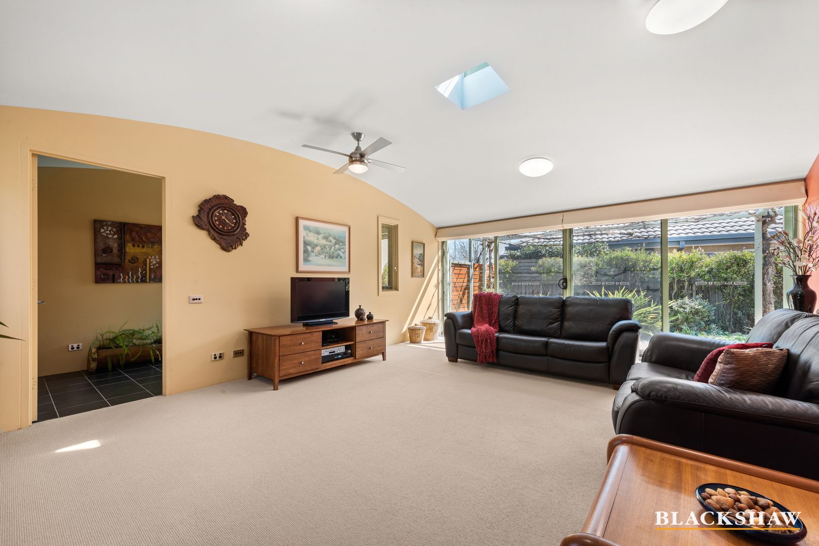 4 Nimbera Street, Harrison ACT 2914, Image 2