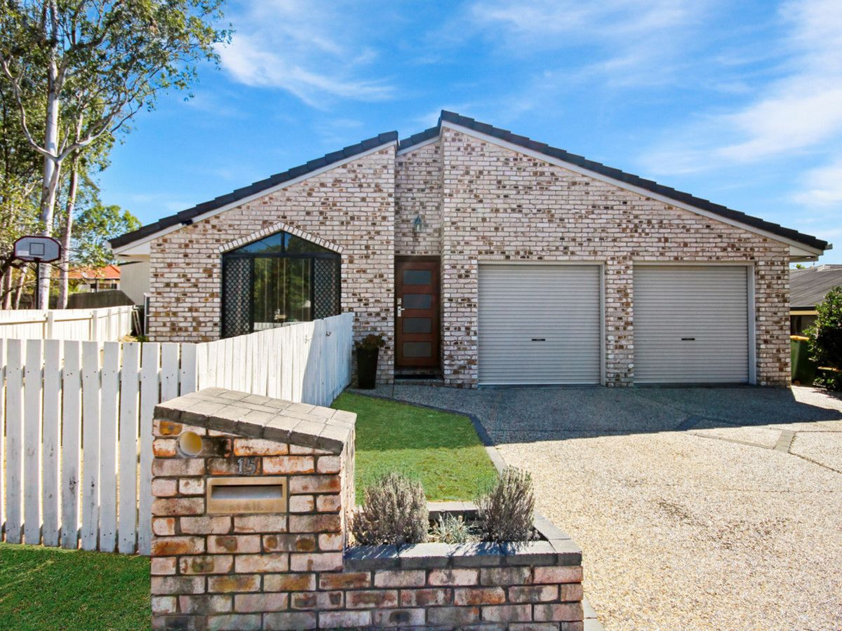 15 Lakewood Court, Flinders View QLD 4305