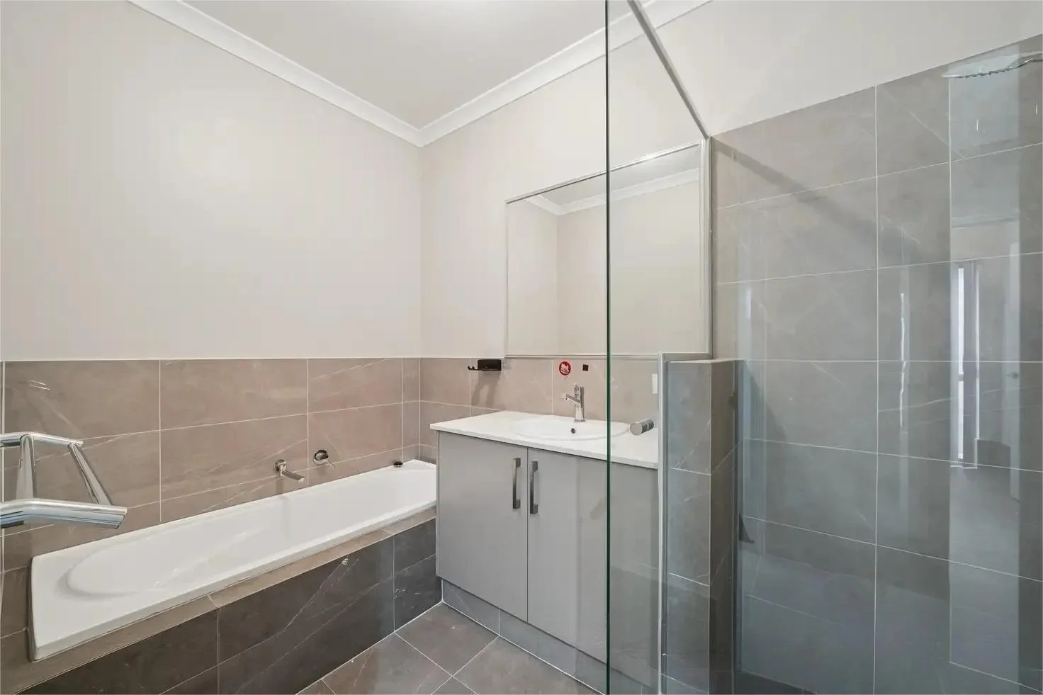 Additional image 6 of 164 Lyon Road, Aubin Grove WA 6164