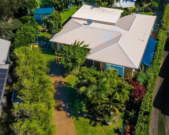 Picture of 4 Crystal Court, ELLIOTT HEADS QLD 4670