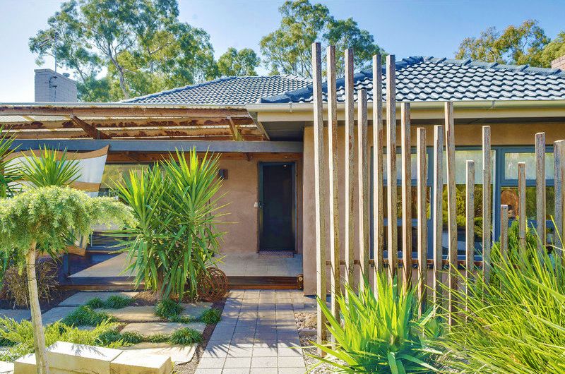 5 bedrooms House in 35 Waterfall Terrace BURNSIDE SA, 5066