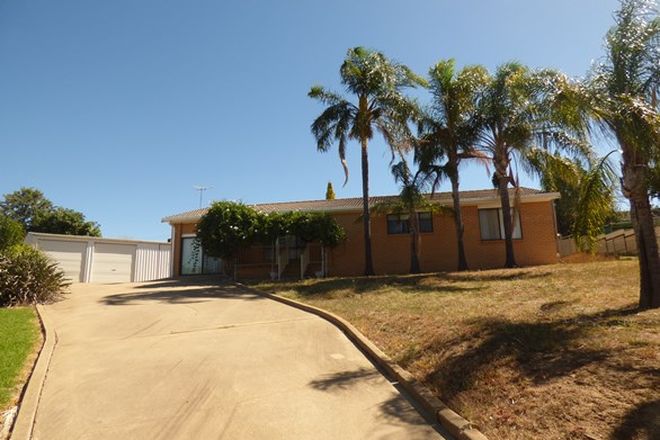 Picture of 11 Charles Crescent, YOUNG NSW 2594