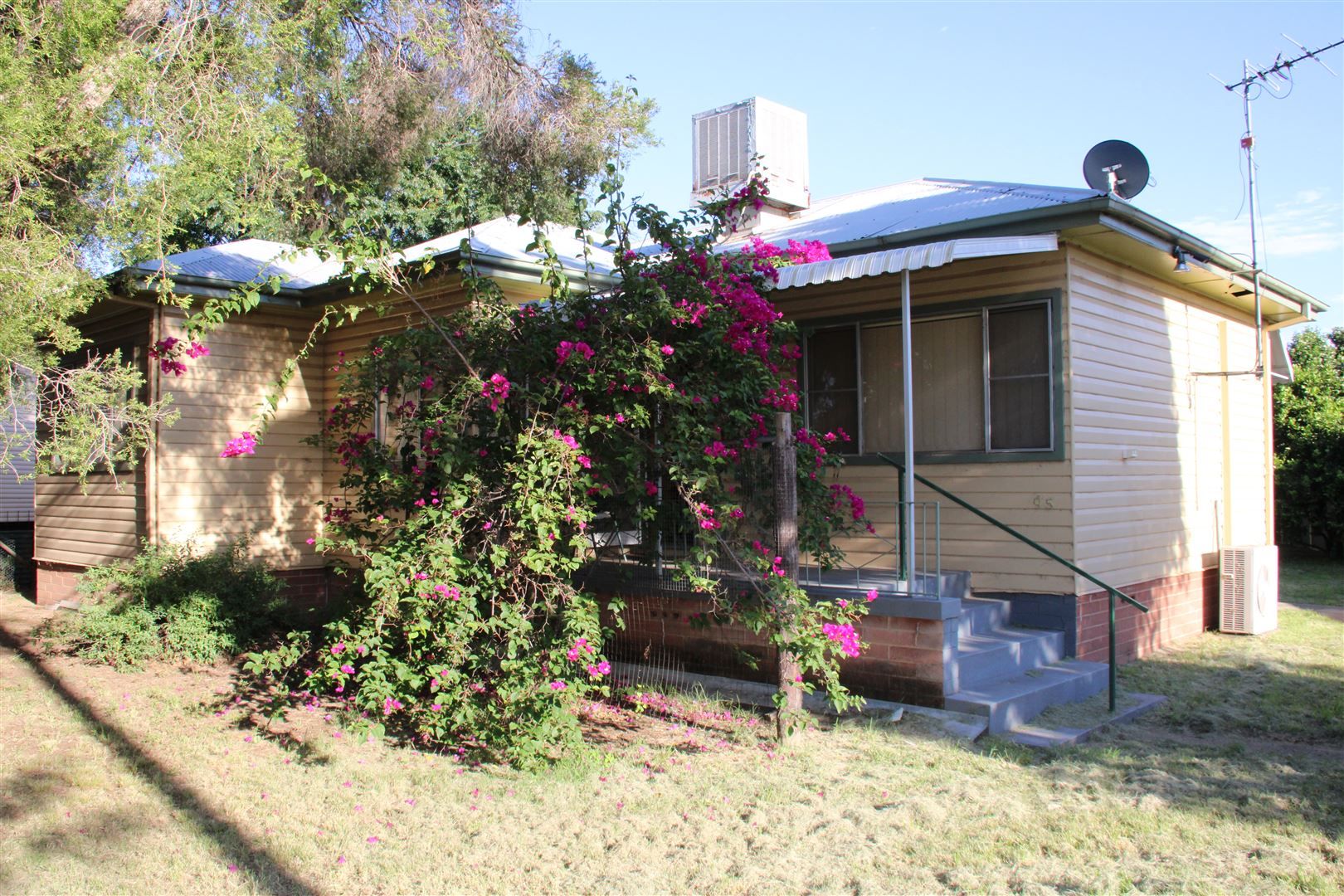 95 Cowper Street, Wee Waa NSW 2388, Image 2