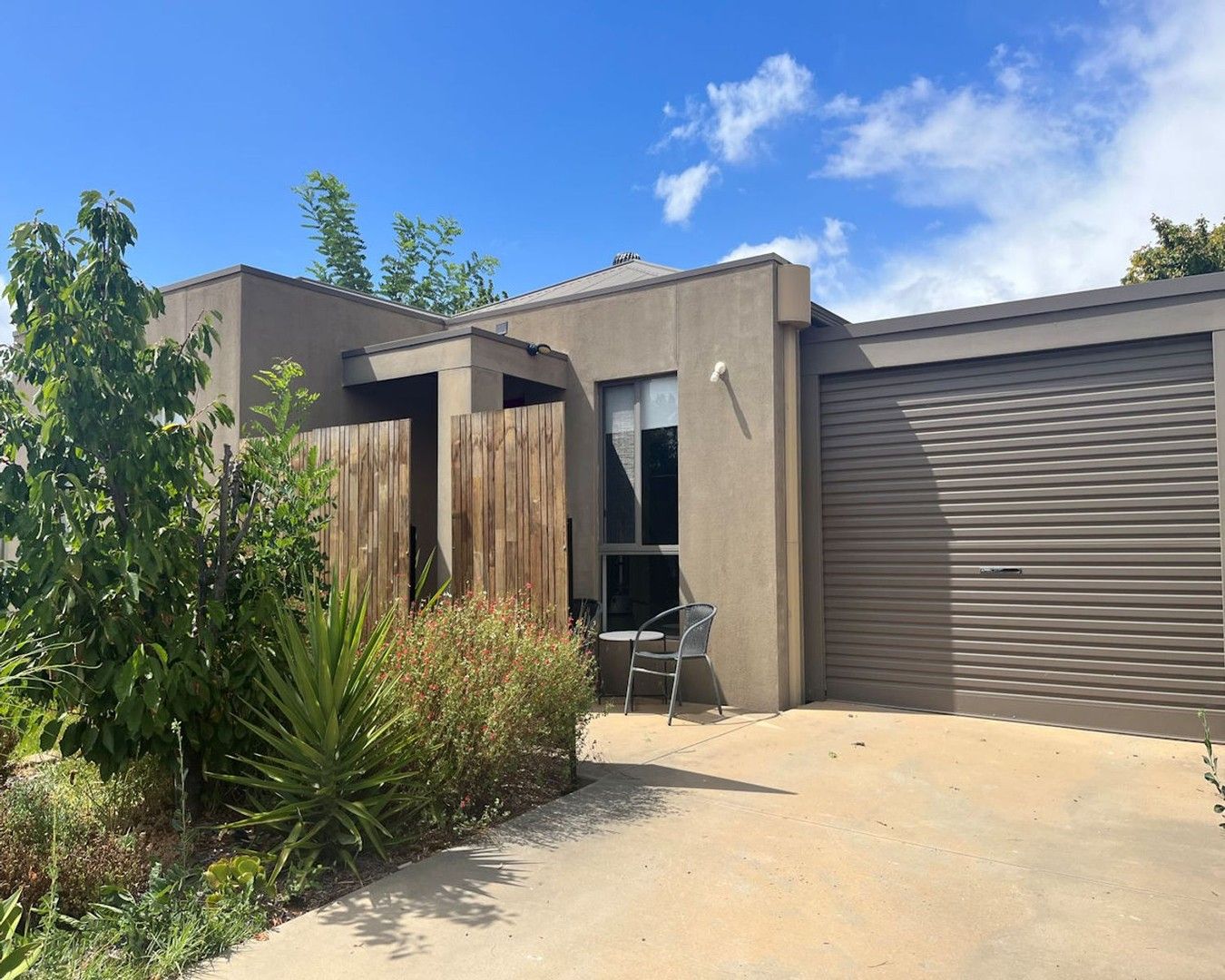 3 bedrooms Townhouse in 2 COMMERCIAL STREET MERBEIN VIC, 3505