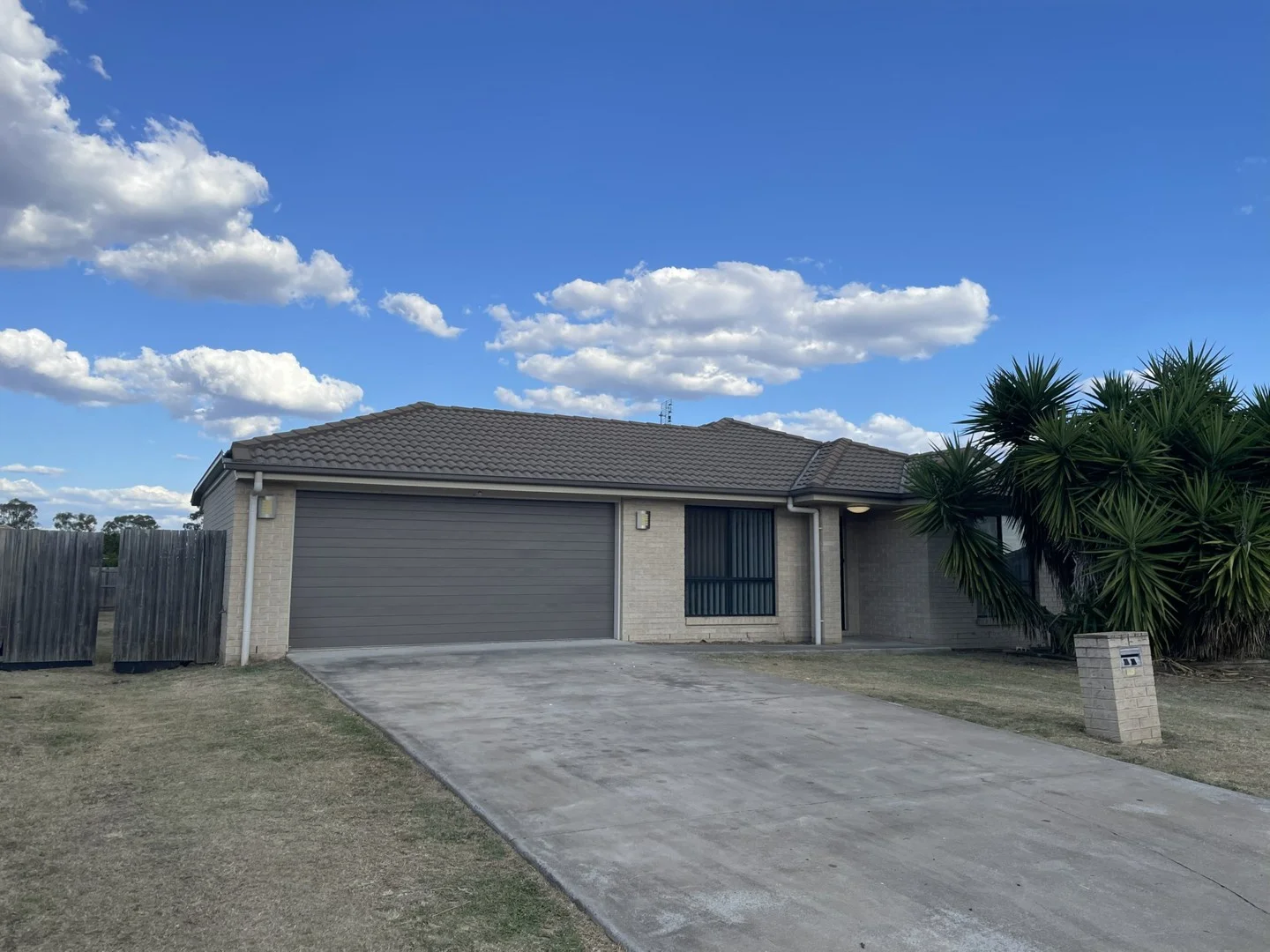 24 Parkside Drive, Kingaroy QLD 4610