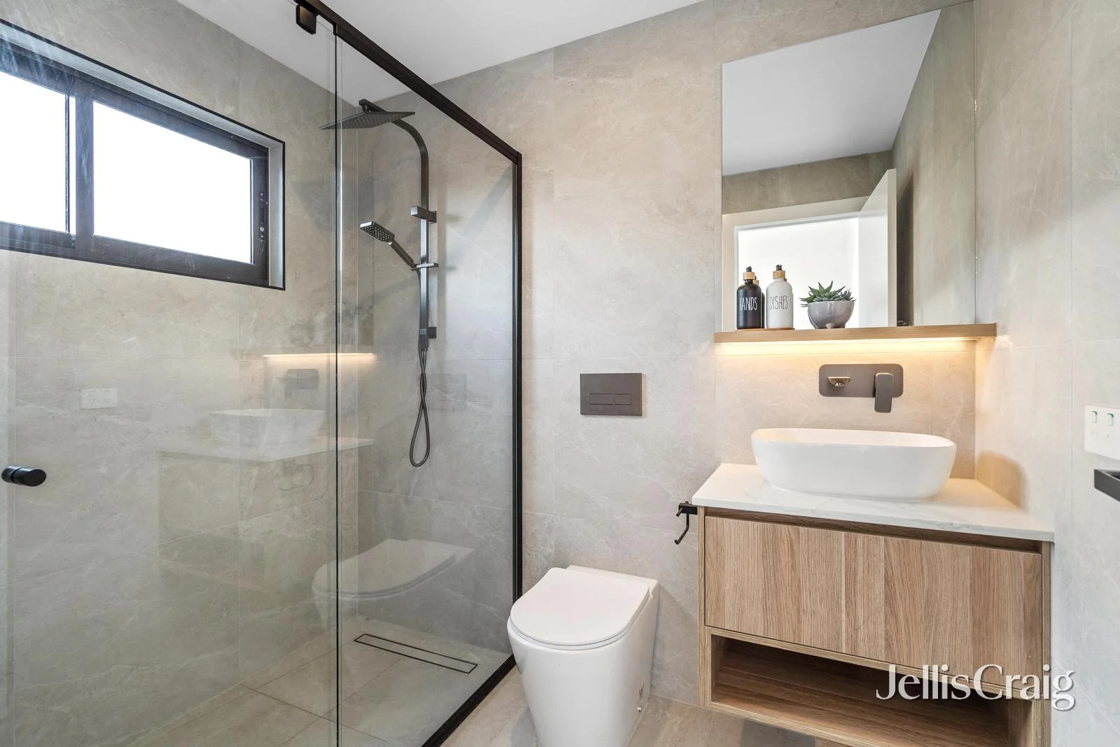 Additional image 8 of 1-8/124-126 Huntingdale Road, Mount Waverley VIC 3149