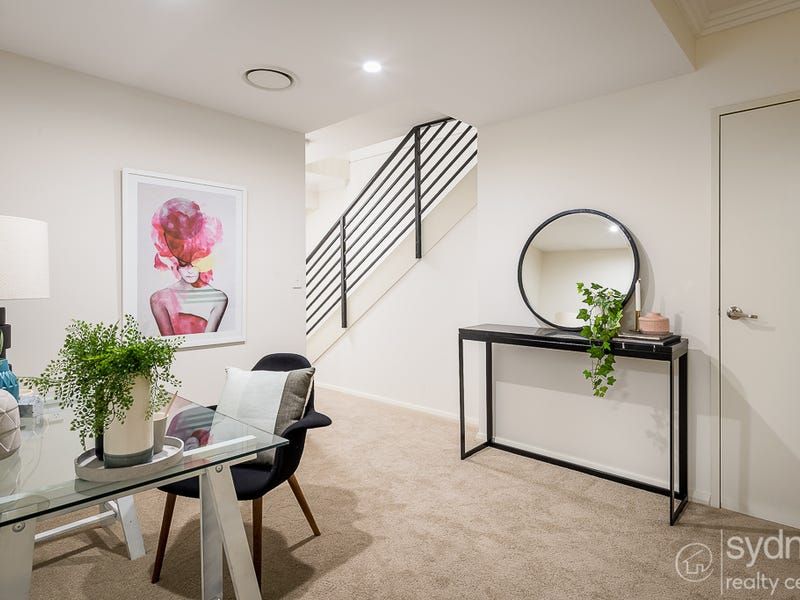 2 bedrooms Apartment / Unit / Flat in 11/24-28 John Street MASCOT NSW, 2020