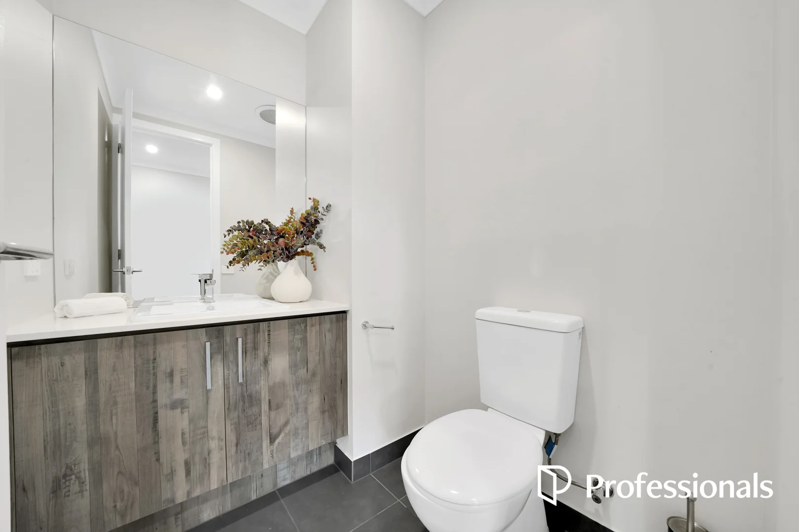 Additional image 24 of 4 Sedge Street, Mambourin VIC 3024