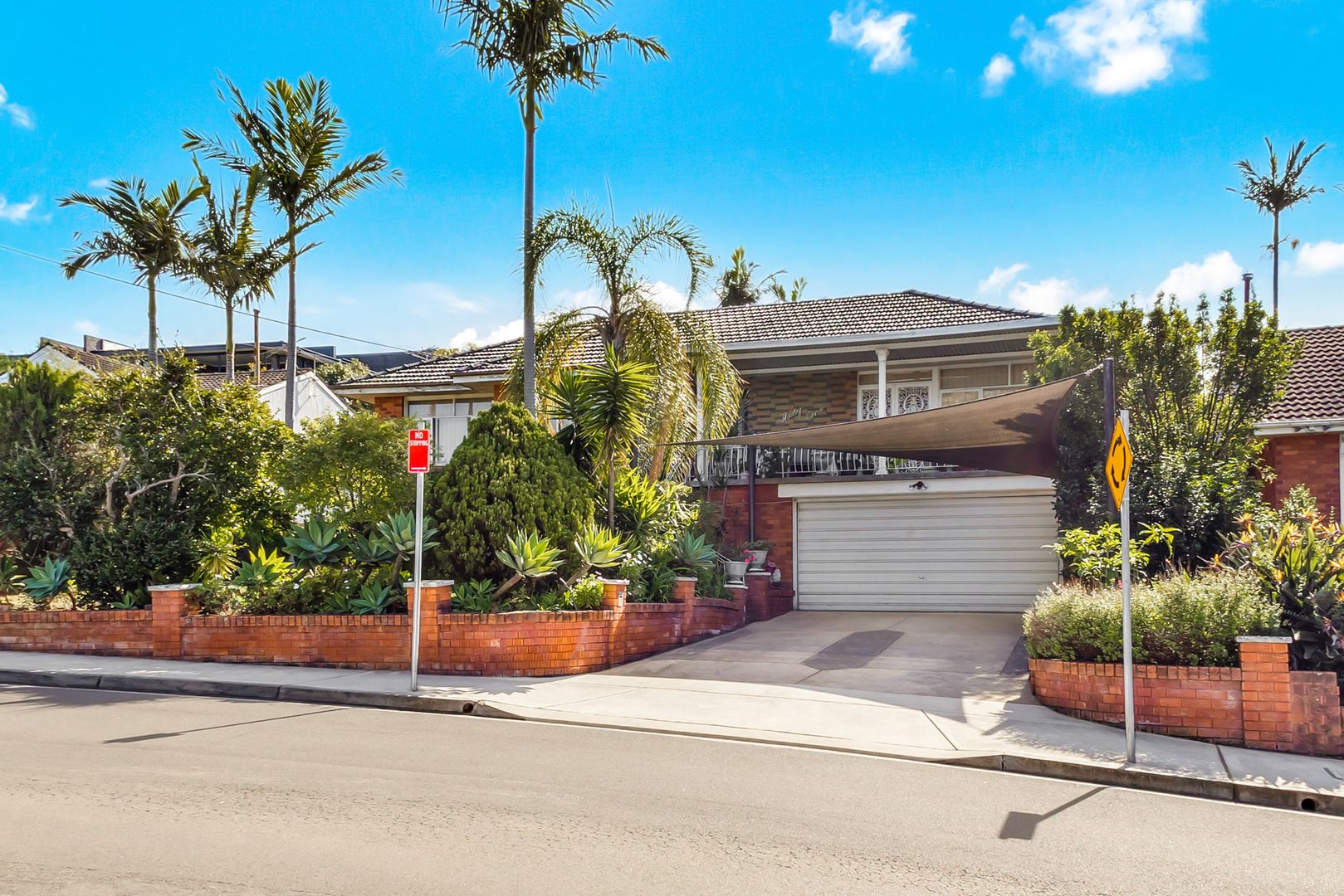 33 Yattenden Crescent, Baulkham Hills NSW 2153