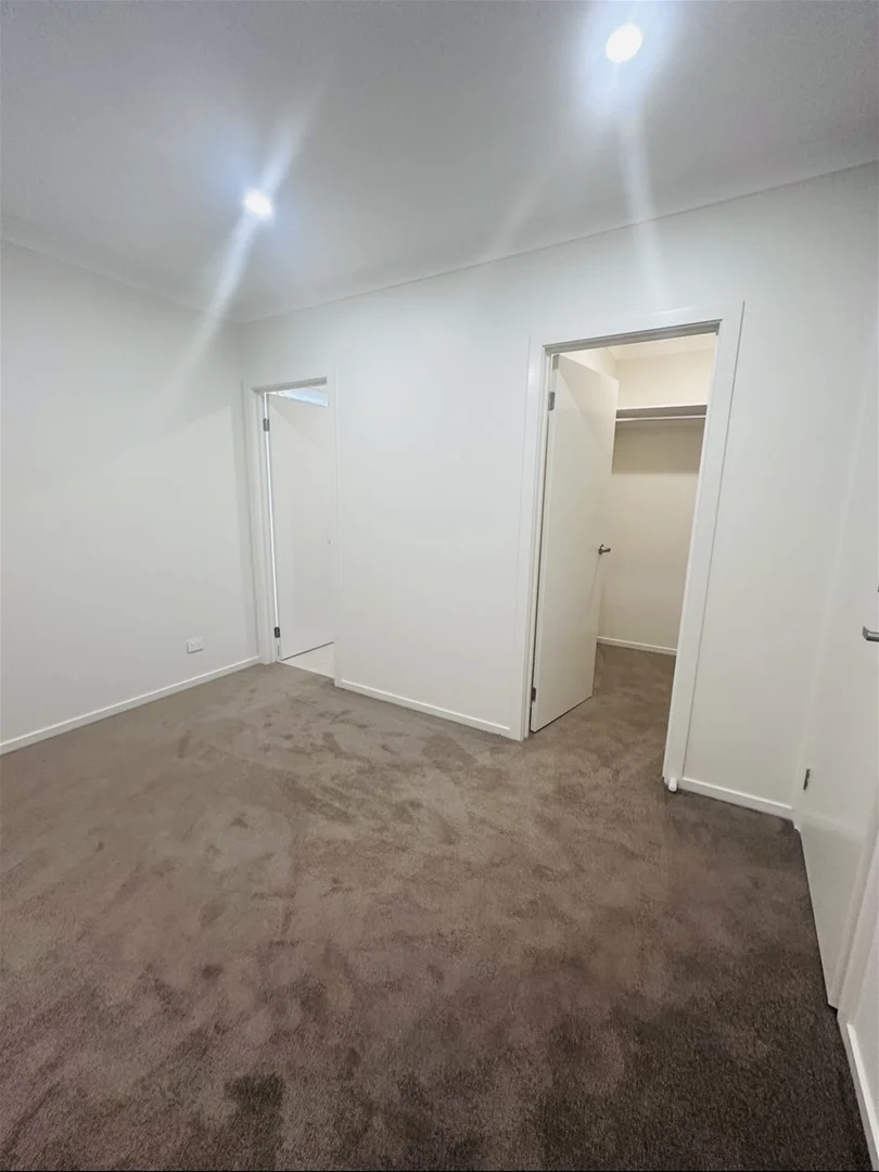 Additional image 12 of 3 Songlark St, Melton South VIC 3338