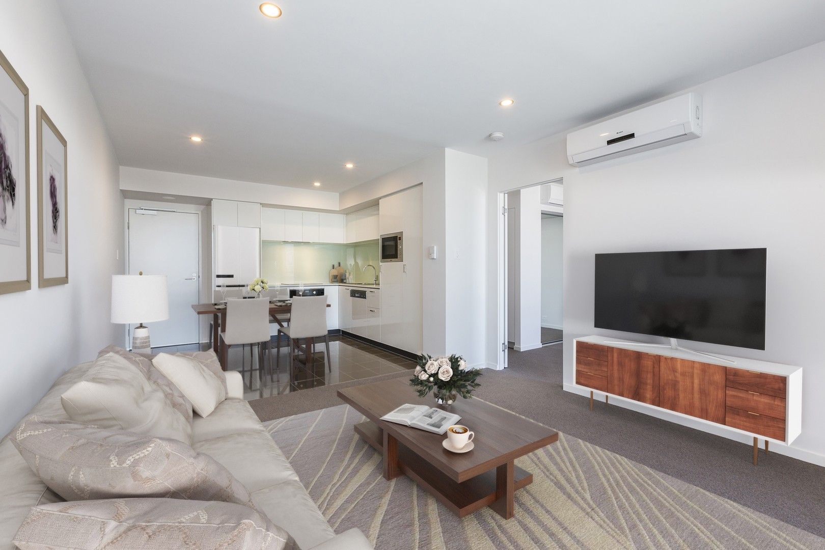 1 bedrooms Apartment / Unit / Flat in 132/172 Railway Parade WEST LEEDERVILLE WA, 6007