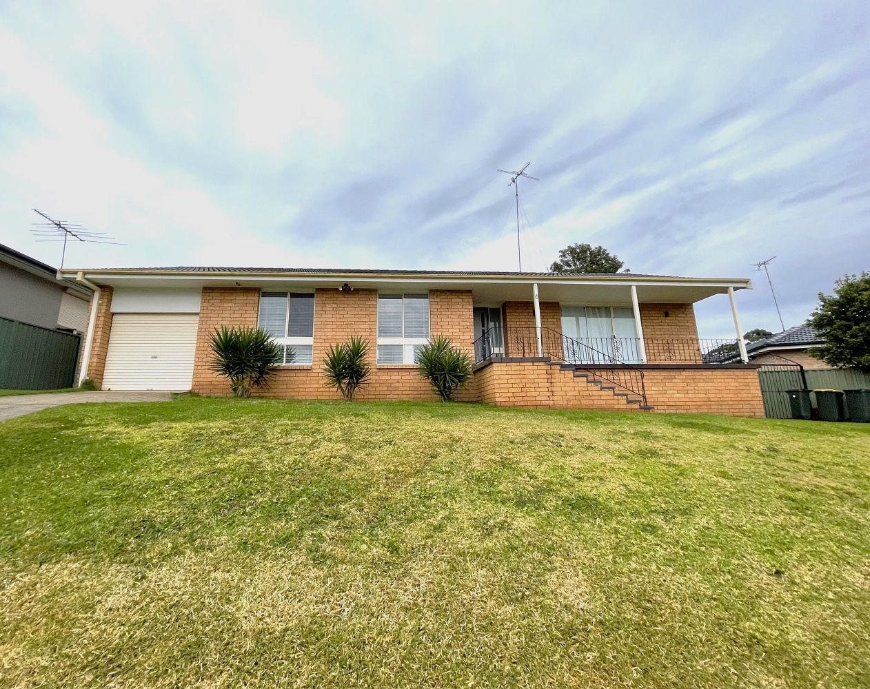 6 Cheeryble Place, Ambarvale NSW 2560