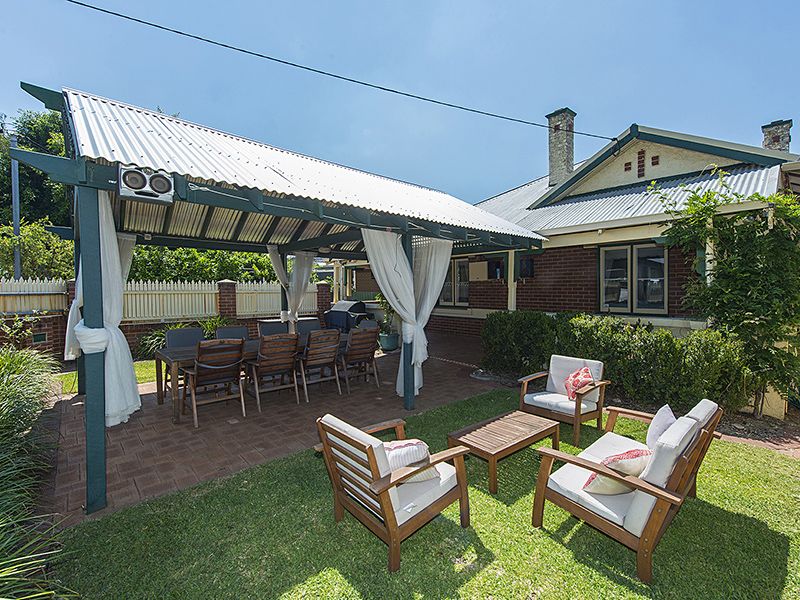 28 Leonard Street, Victoria Park WA 6100, Image 0