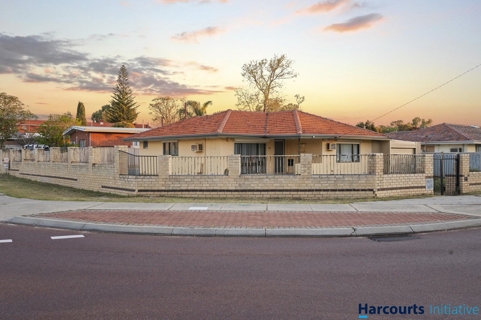 3 bedrooms House in 48 Amberton Avenue GIRRAWHEEN WA, 6064