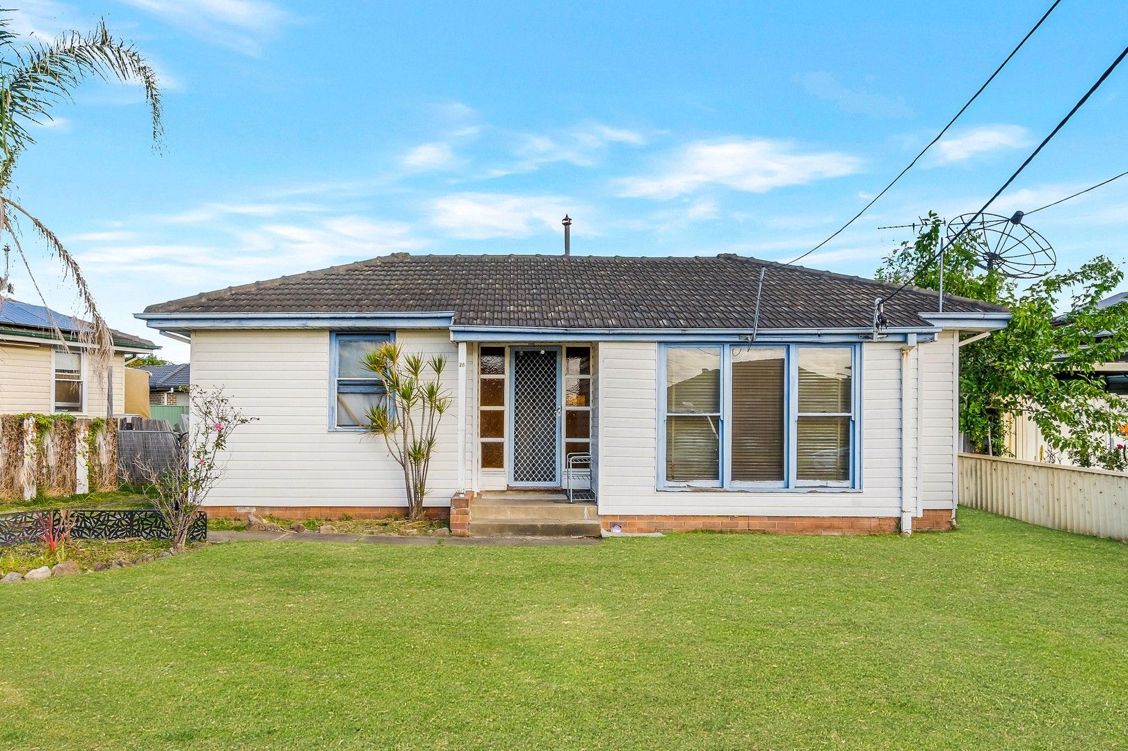 28 Crosby Crescent, Fairfield NSW 2165, Image 0