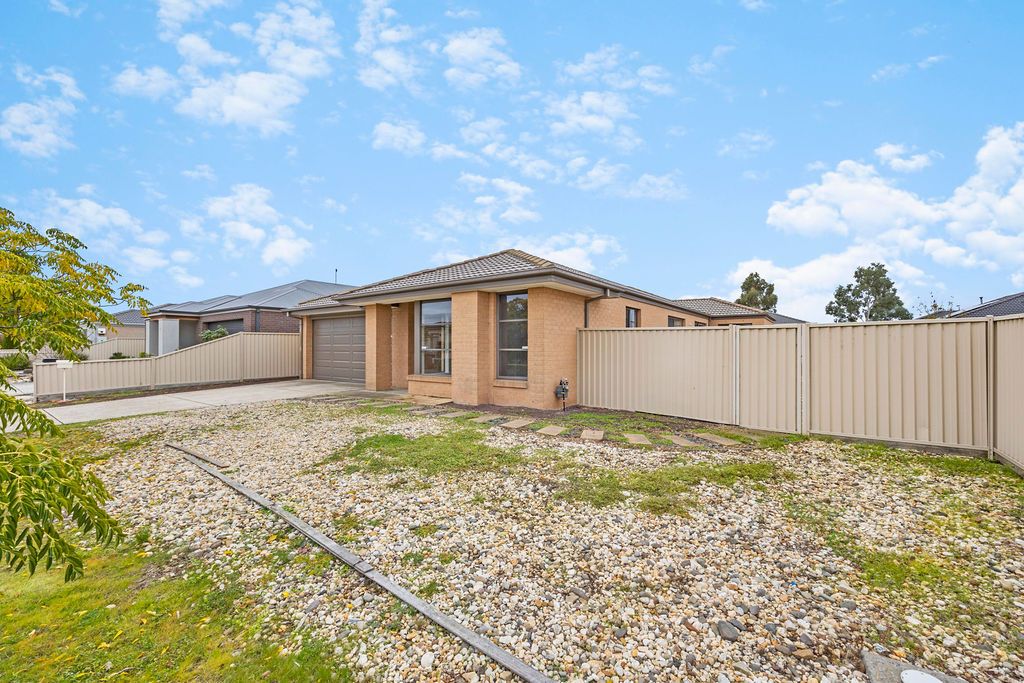 16 Chifley Drive, Delacombe VIC 3356, Image 1