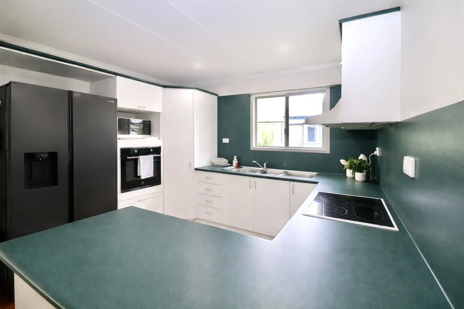 Additional image 4 of 8 Row Street, Ingham QLD 4850