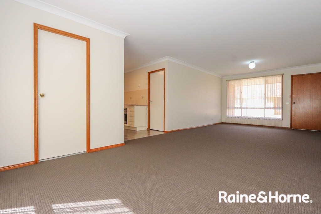 4/196 Piper Street, Bathurst NSW 2795, Image 2