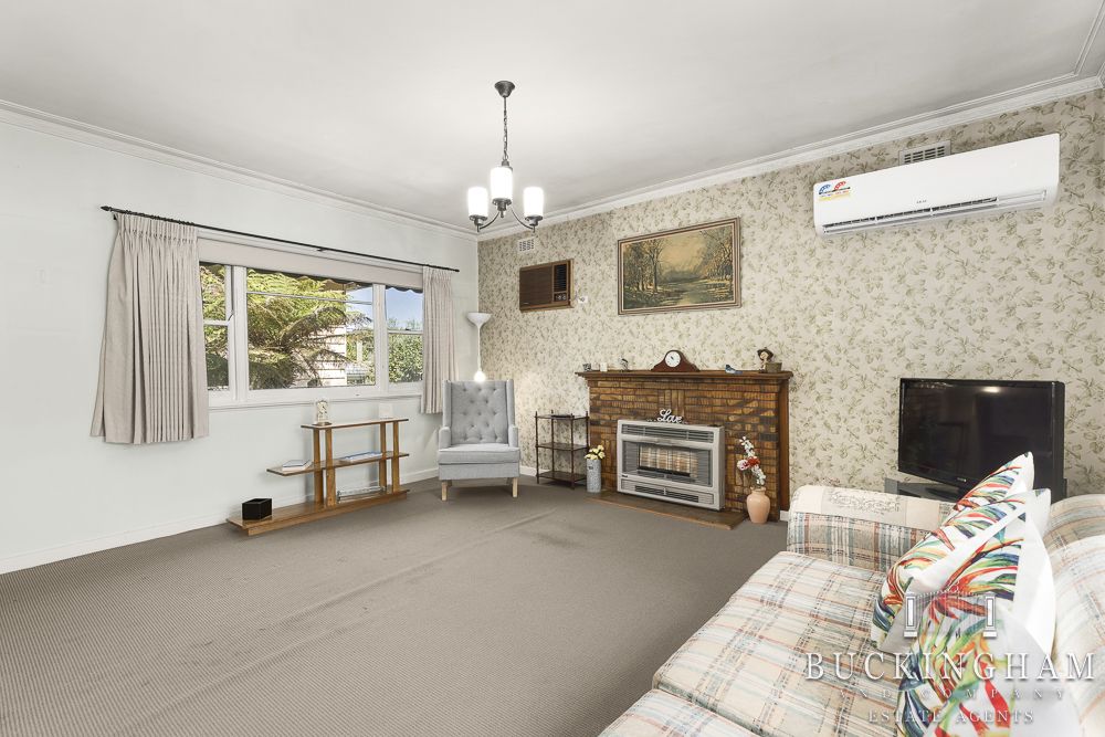 129 Greensborough Road, Macleod VIC 3085, Image 2