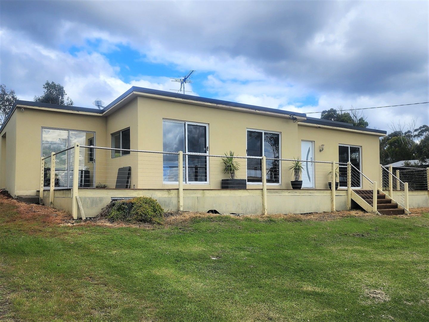 3 bedrooms House in 167 Sommers Bay Road MURDUNNA TAS, 7178