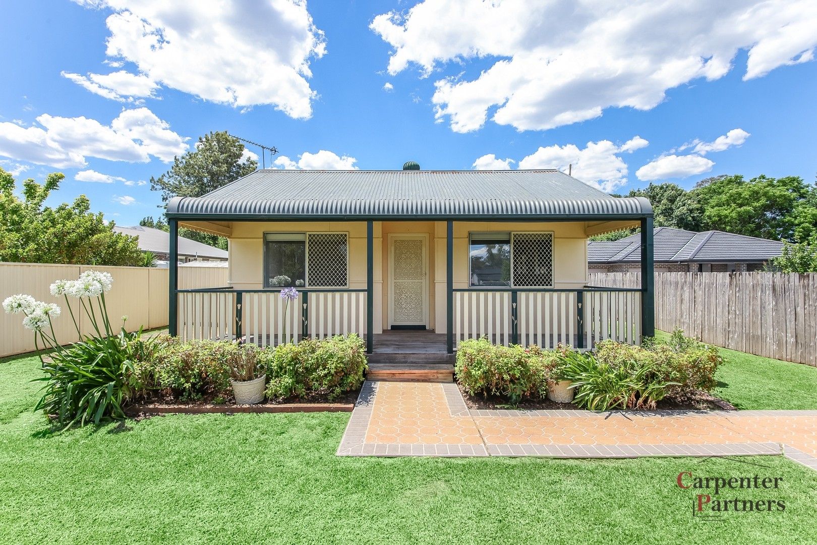 2 bedrooms House in 7 Chapman Street TAHMOOR NSW, 2573