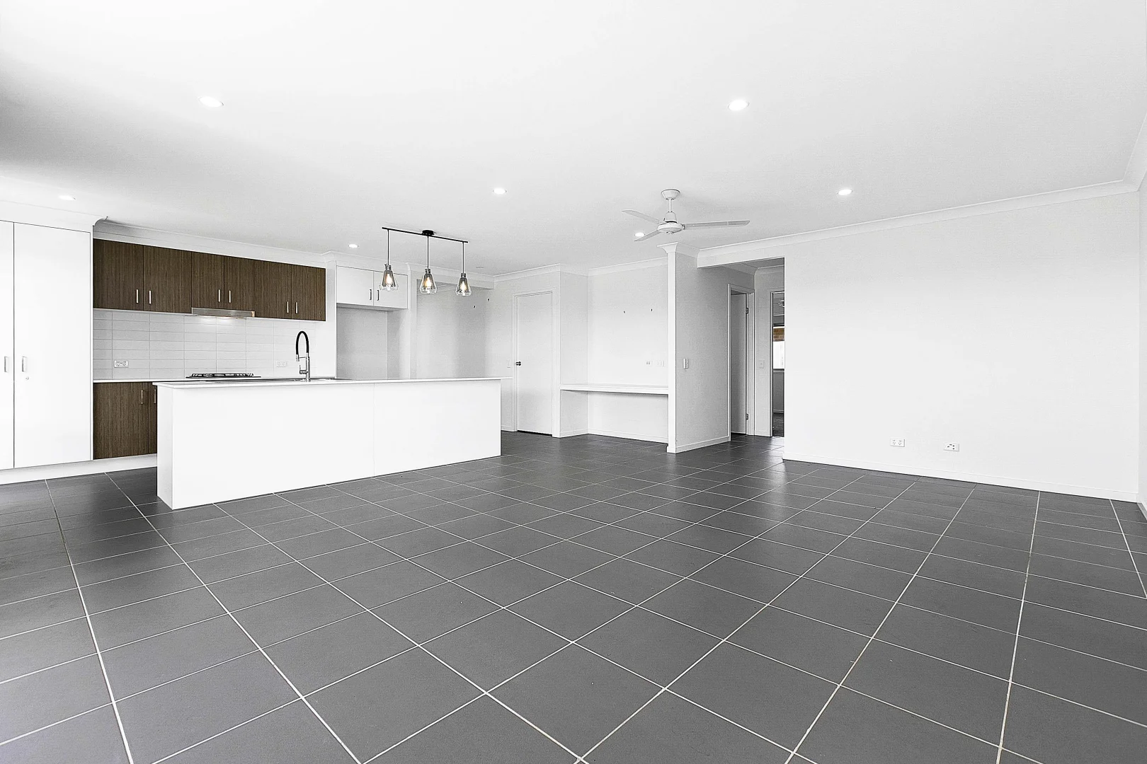 Additional image 4 of 29 O'Connell Parade, Urraween QLD 4655