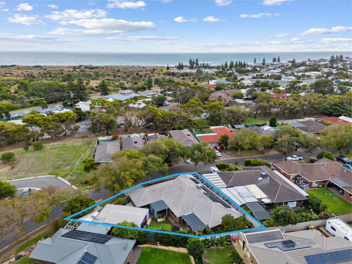 19 Smugglers Drive, Seaford Rise SA 5169, Image 2