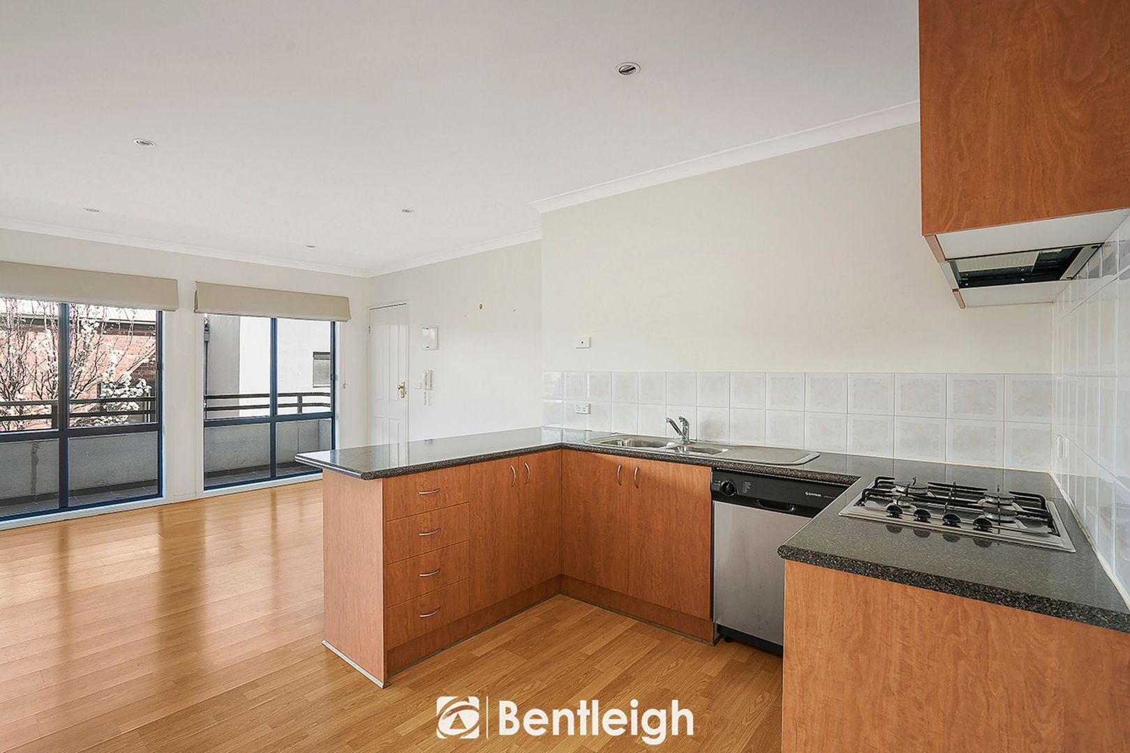 9/675 Centre Road, Bentleigh East VIC 3165, Image 1
