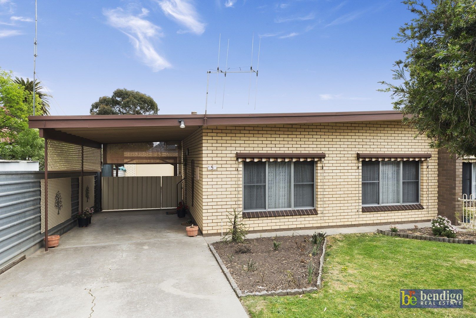 2/5 Day Street, East Bendigo VIC 3550, Image 0