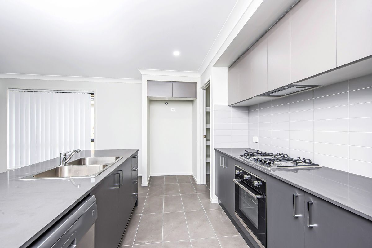 4 bedrooms House in 29 Portmarnock Close MEDOWIE NSW, 2318