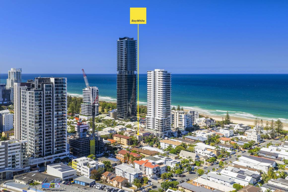 1/21-25 Peerless Avenue Mermaid Beach 4218 - Image 3