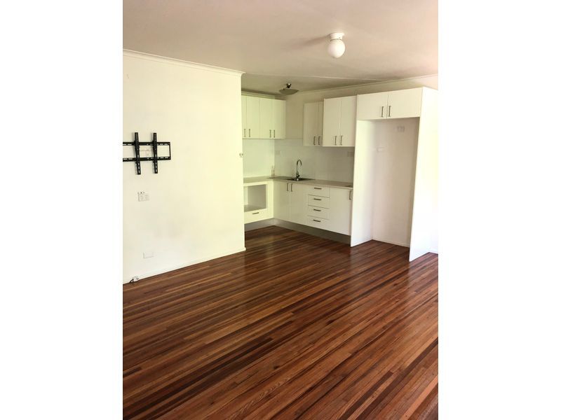 1 bedrooms Apartment / Unit / Flat in 2/51 Shetland Street MORNINGSIDE QLD, 4170