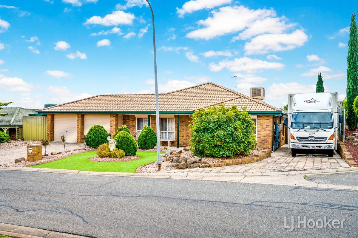 24 Mander Crescent, Craigmore SA 5114, Image 2