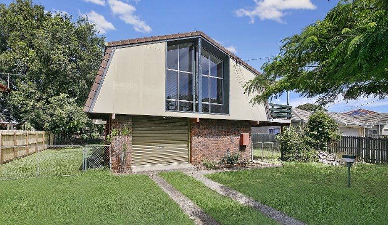 3 bedrooms House in 19 Yacht Street CLONTARF QLD, 4019