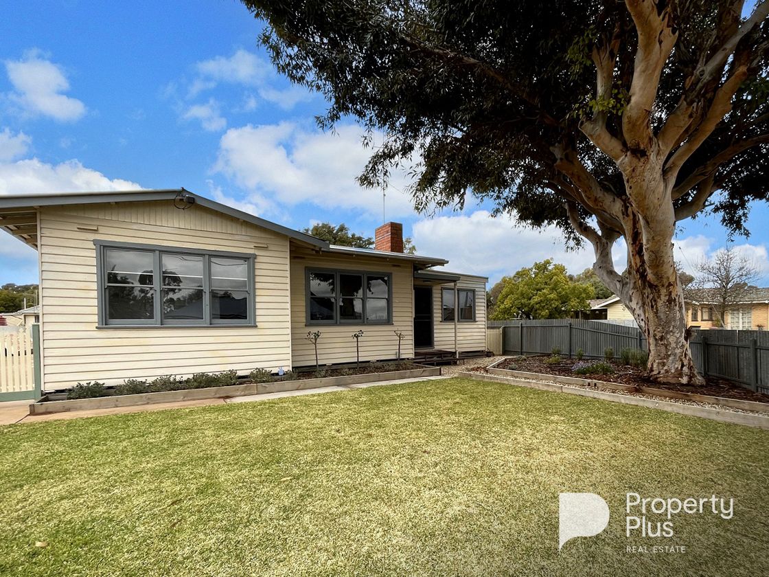 7 Wilson Street, Charlton VIC 3525, Image 0