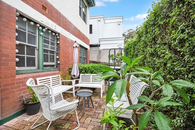2 bedrooms Apartment / Unit / Flat in 275 O'Sullivan Road BELLEVUE HILL NSW, 2023