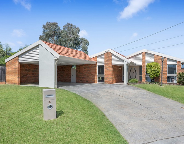 4 Woodfern Court, Highton VIC 3216