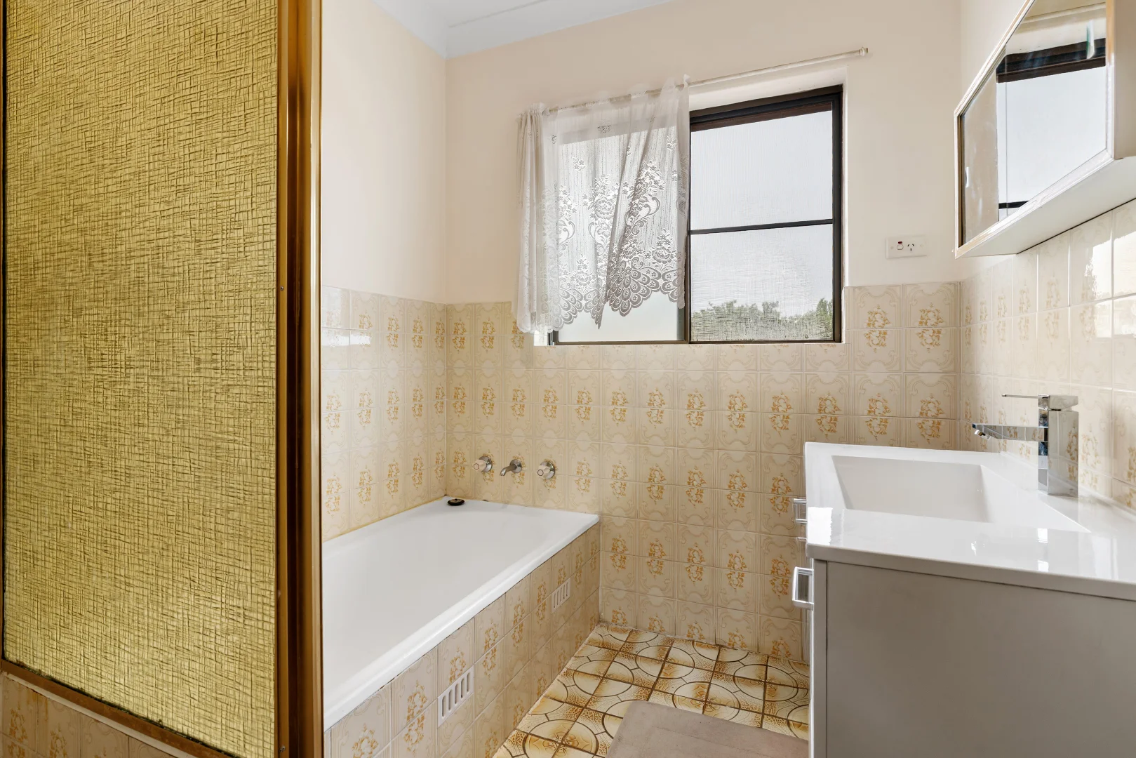 Additional image 13 of 2 Fielding Close, Wetherill Park NSW 2164