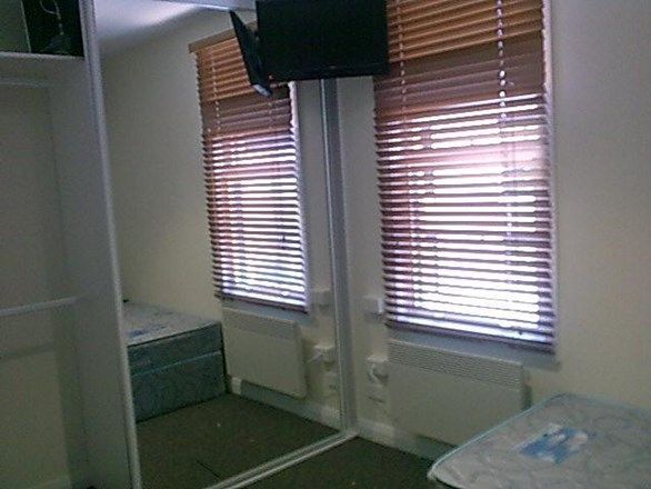 1 bedrooms Apartment / Unit / Flat in 4/95 Abercrombie Street CHIPPENDALE NSW, 2008
