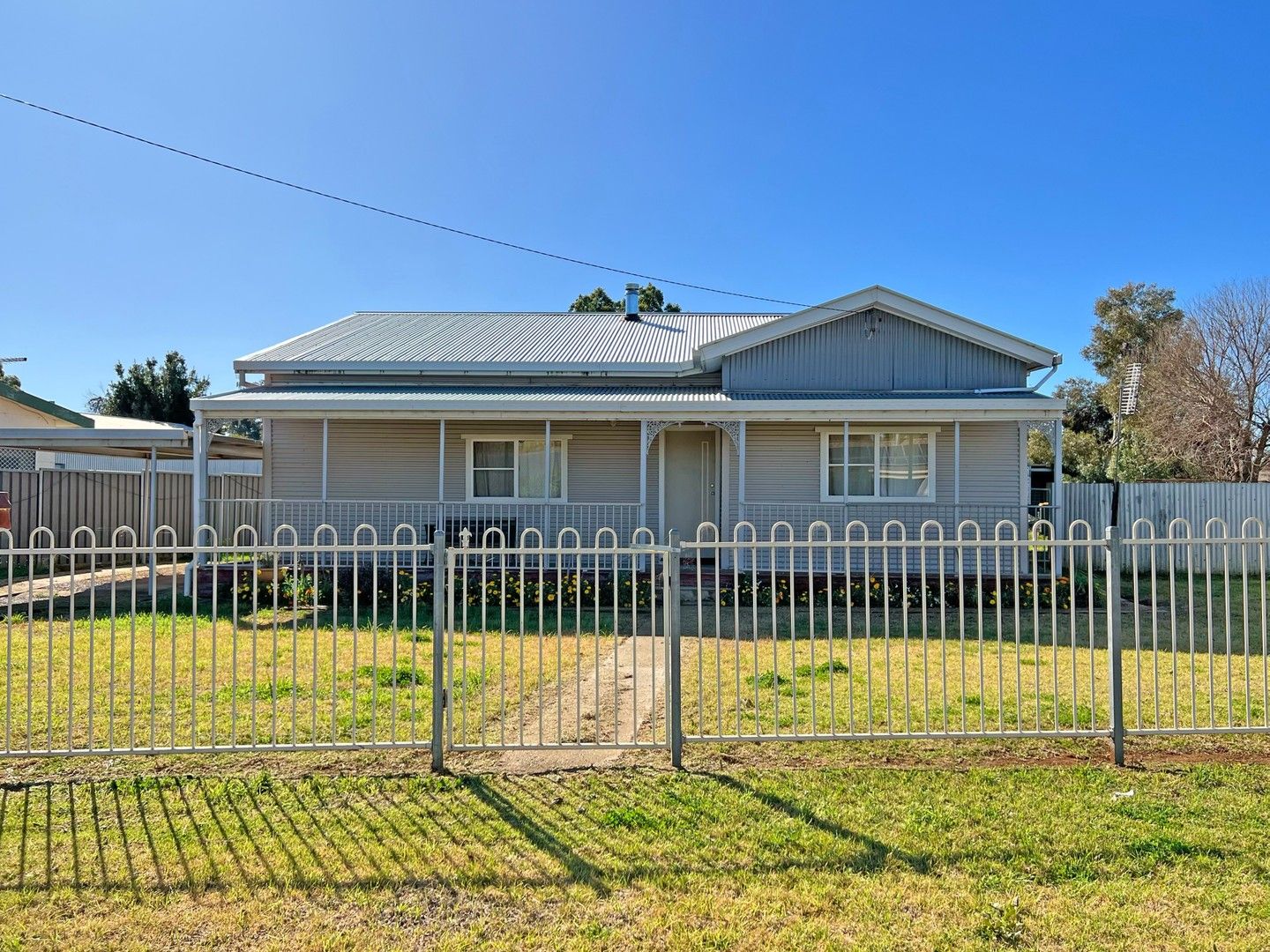 22 Webb Street, Parkes NSW 2870, Image 0