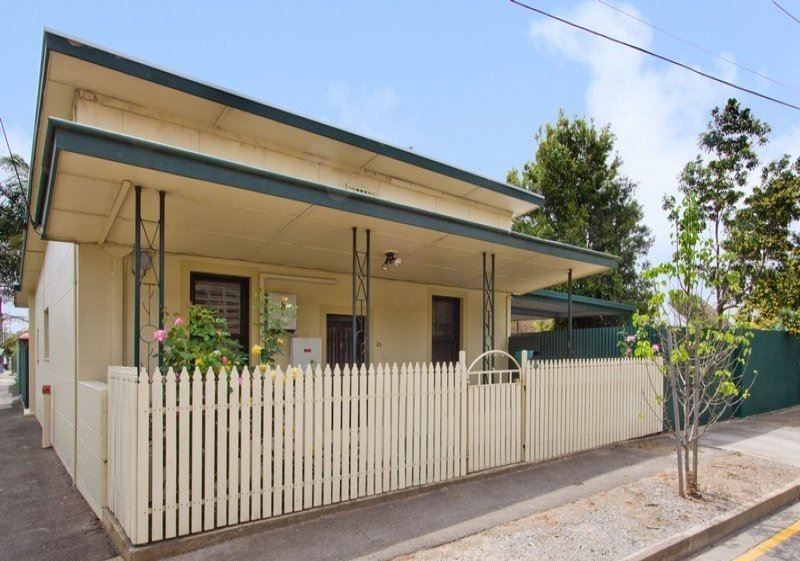 3 bedrooms House in 27 Park Terrace BOWDEN SA, 5007