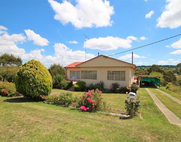 21 Maybe Street, Bombala NSW 2632