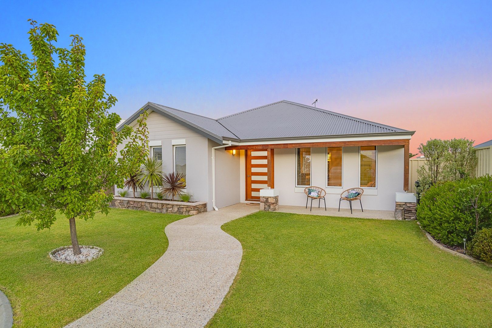 4 Belpaire Entrance, West Busselton WA 6280, Image 2