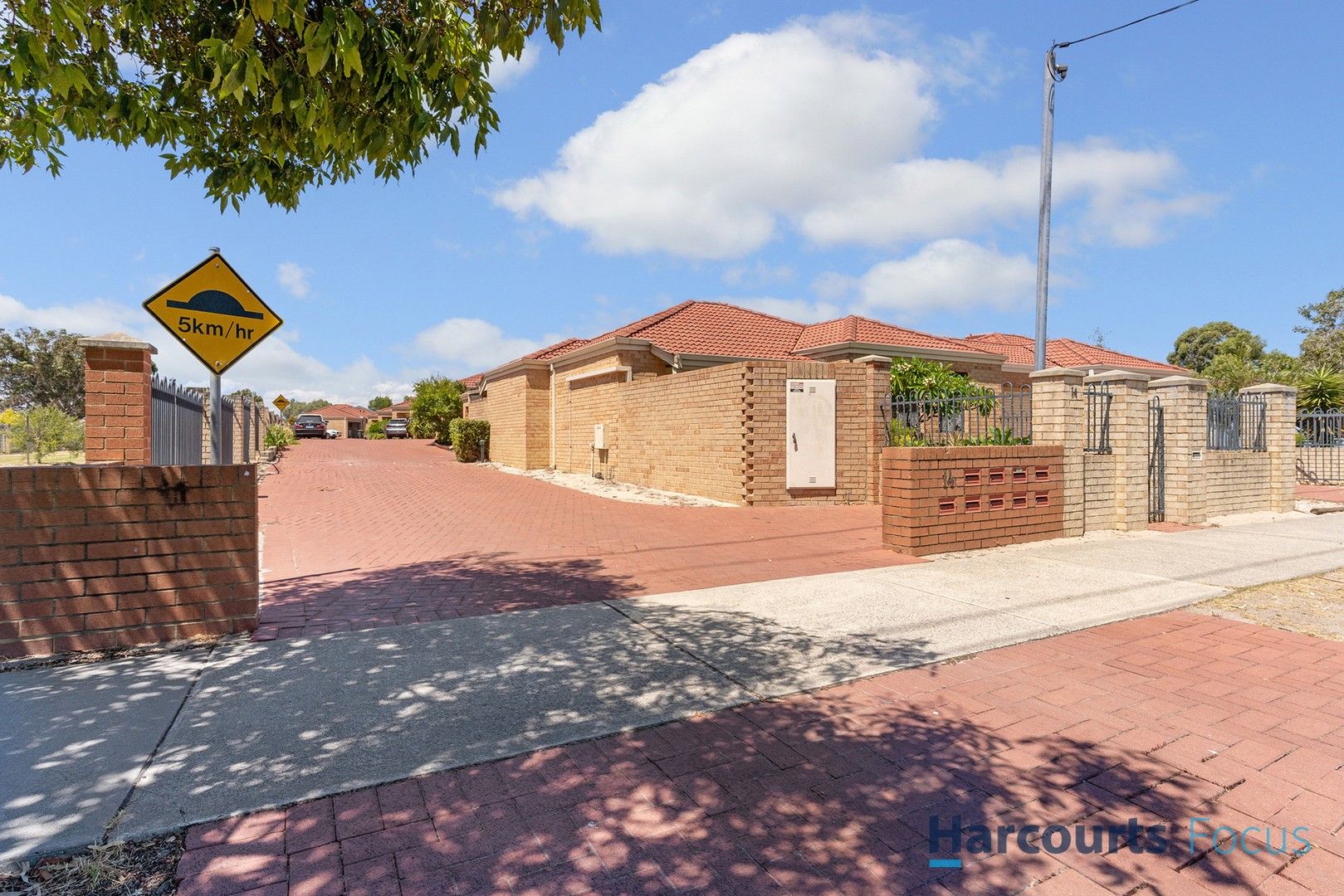 3 bedrooms House in 5/14 Stephen Street QUEENS PARK WA, 6107