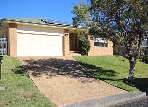 5 Adina Close, Forster NSW 2428