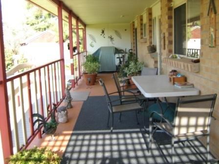 4 Campbell Street, Grenfell NSW 2810, Image 2