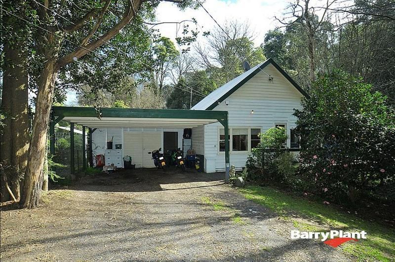 13 Hakea Street, TECOMA VIC 3160, Image 0